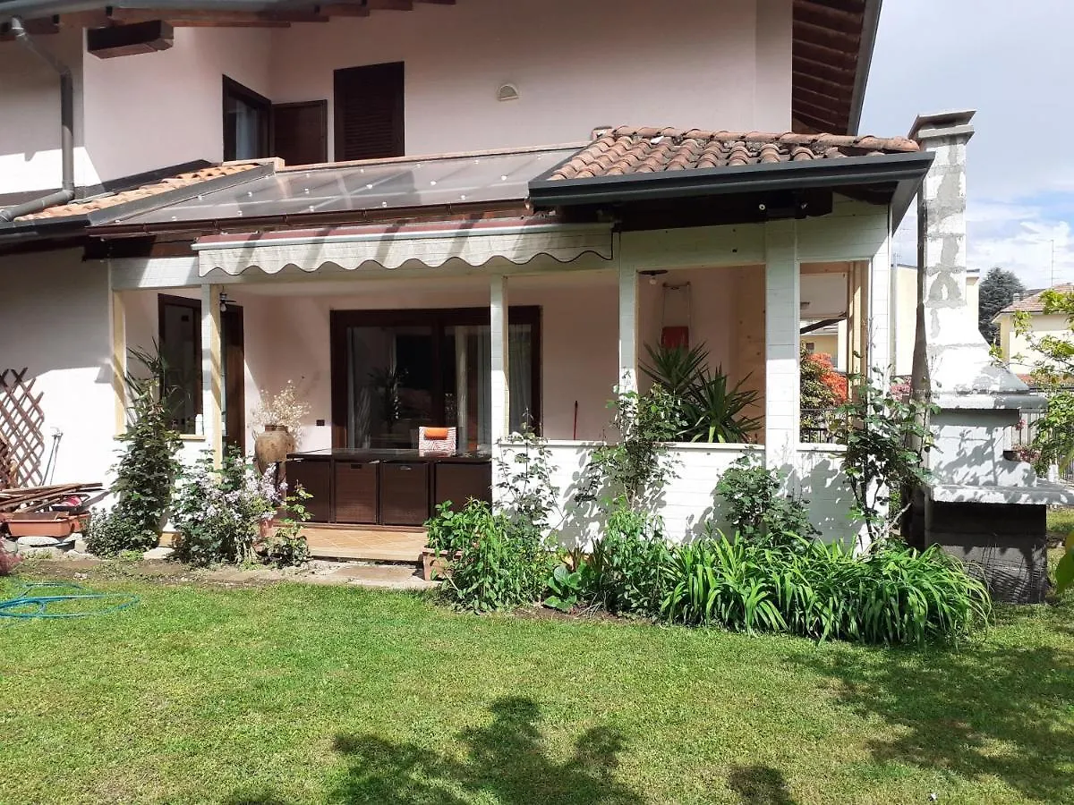 B&B Villa Bucceri Cardano al Campo Olaszország