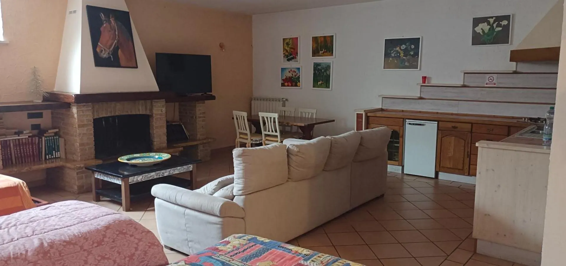 Panzió B&B Villa Bucceri Cardano al Campo